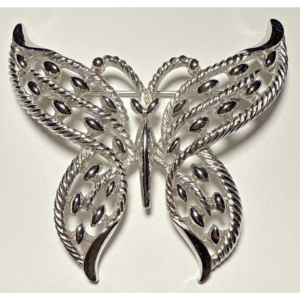 Vintage Trifari Silver‎ Tone Butterfly Brooch J1-K